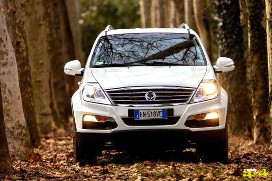 Rexton W by SsangYong 201326