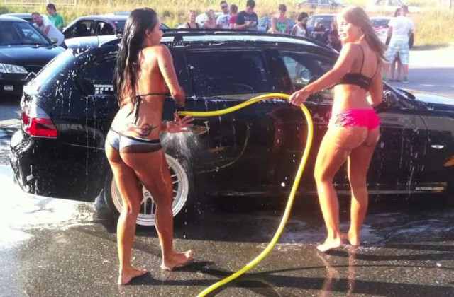 sexy-car-wash-2014