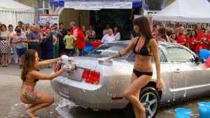 sexy-car-wash-2014-schiuma