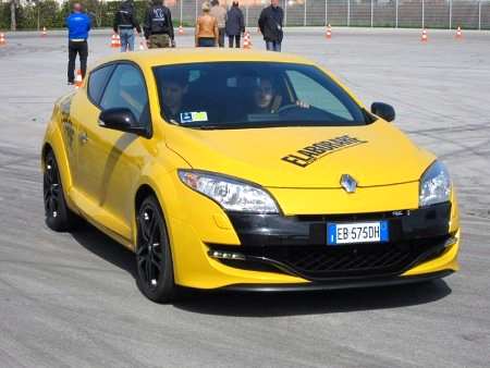 I frequentatissimi test drive di Hot Lap Elaborare a My Special Car Show 2010 