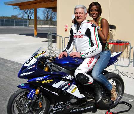 Ainett Stephens in moto al Circuito Internazionale d’Abruzzo