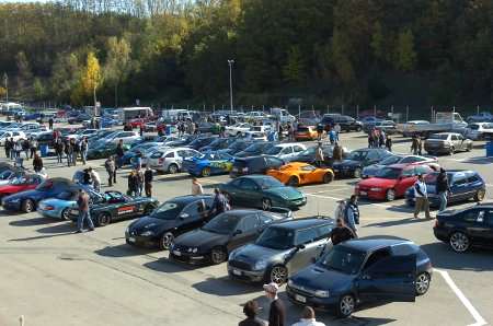  Il Paddock  del  circuito di Varano