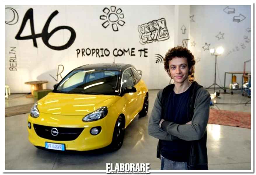 Valentino Rosssi testimonial di Opel ADAM