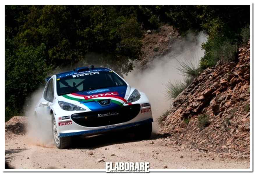 Paolo Andreucci su Peugeot 207 S2000  