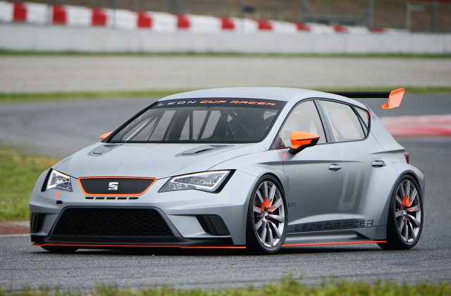 seat-leon-cup-racer-presentata-a-catalunya-4