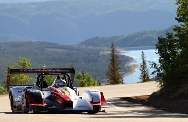 pikes-peak-2014-la-vittoria-romain-dumas