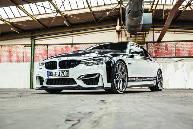 BMW M4R