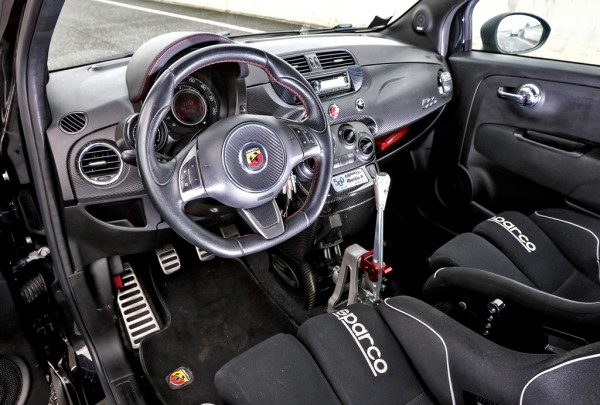 500_Abarth_interni_228