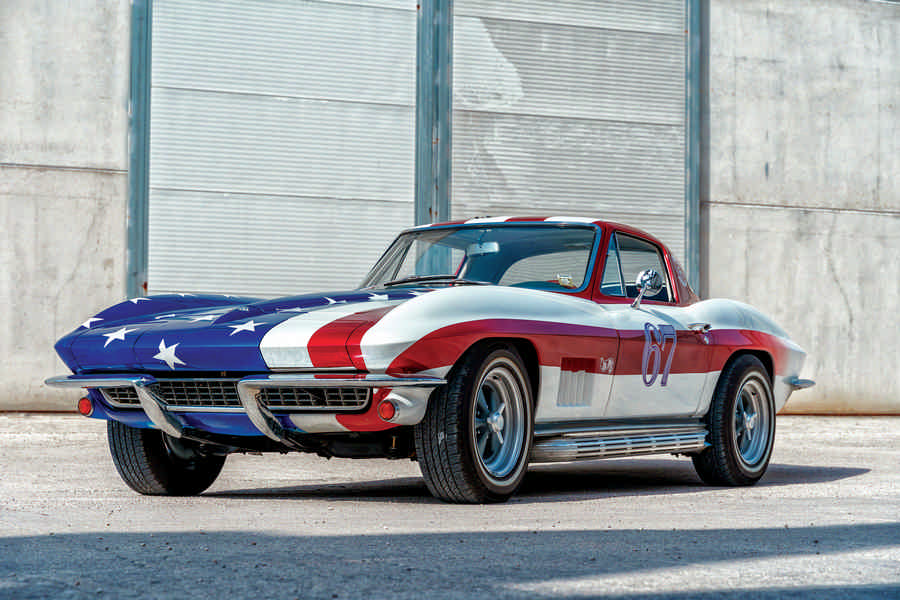 Chevrolet Corvette C2 auto storica americana elaborata da Buffalo Garage